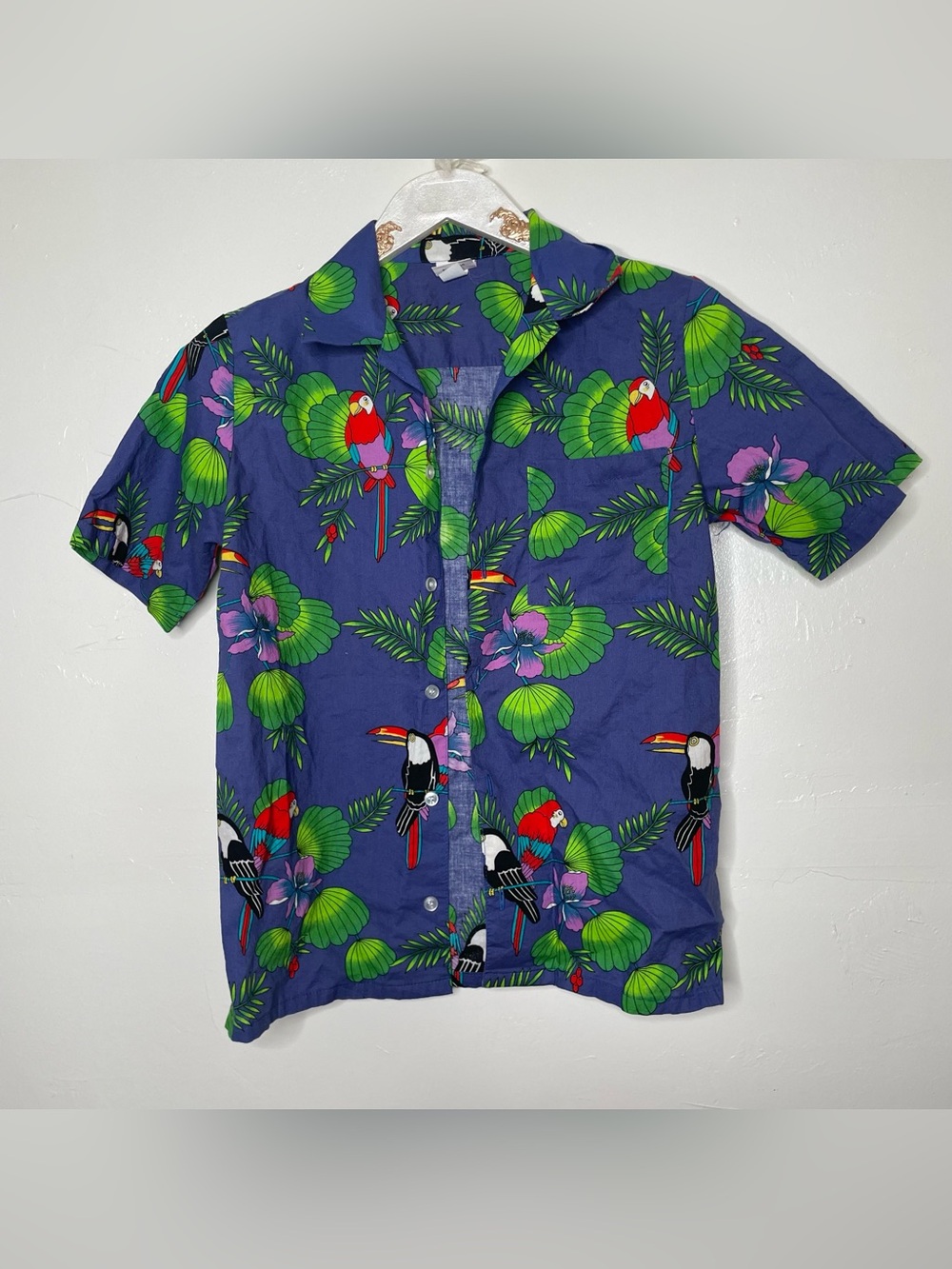 TROPICAL HAWAIIAN PARROT PRINT VACATION BUTTON DOWN SHIRT SZ XS